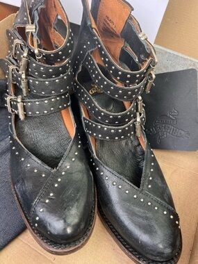 Freebird Felicity Strappy Studded Buckle Bootie Women's 9 Black Leather Red Sole